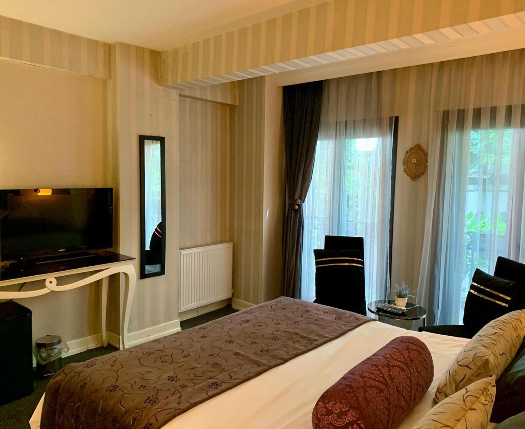 Luxury Pera House Hotel Istanbul Exterior photo